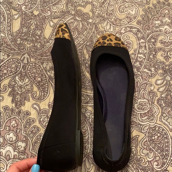 Flats - Picture 2 of 2